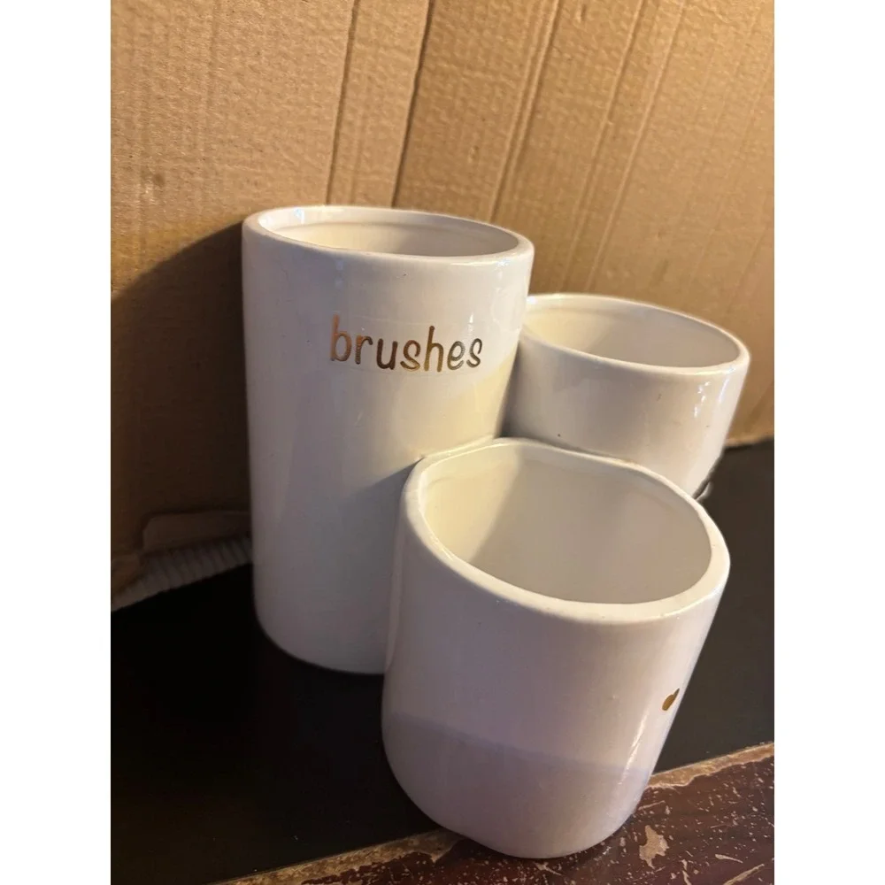 Trio Artisan makeup brush toothpaste bathroom vanity Collection Cups
